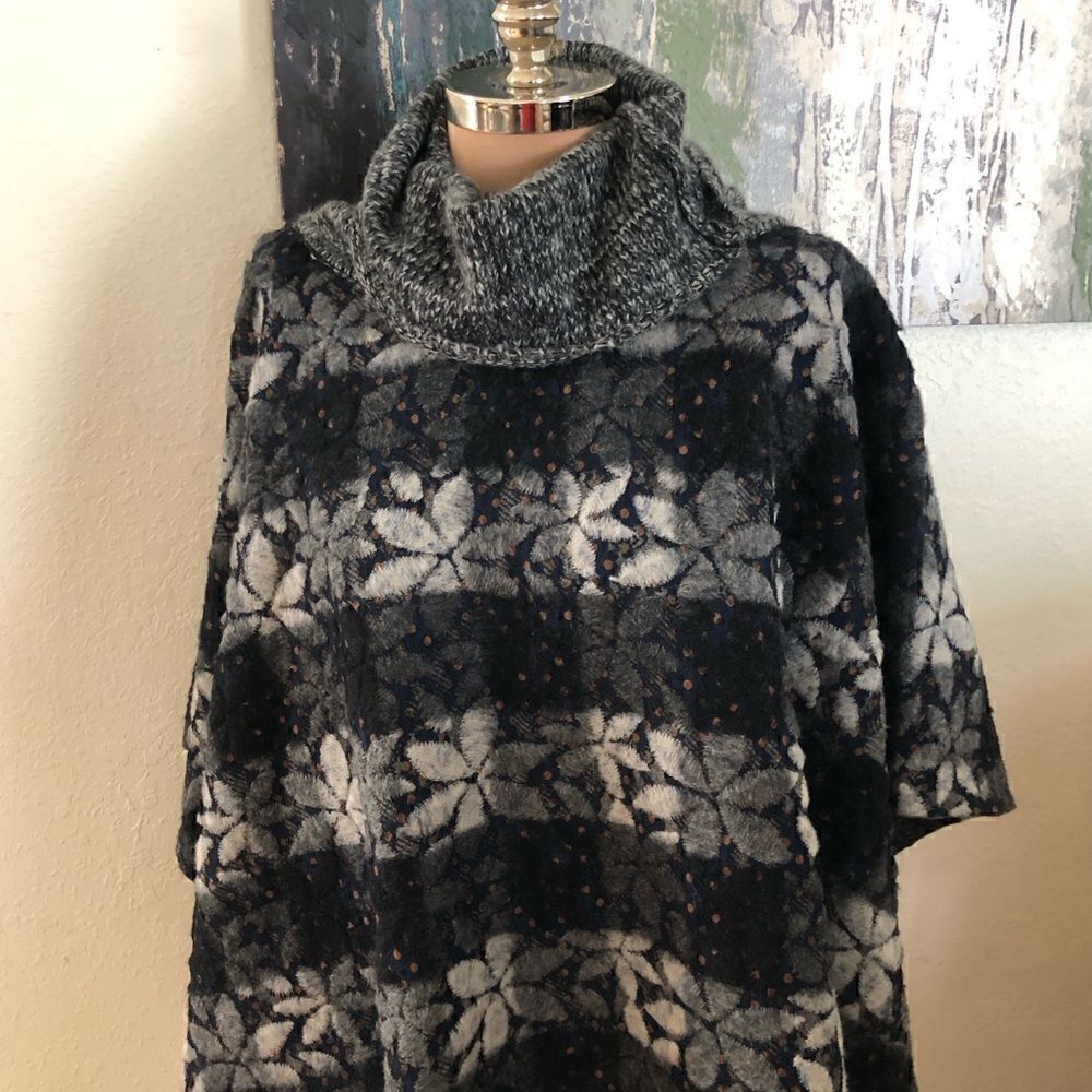 Anthropologie Poncho Wool Blend Wintertide Reversible Cowl Neck